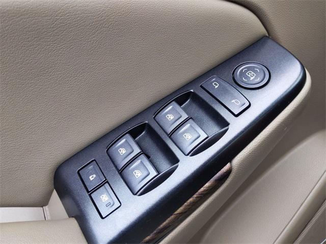 used 2020 GMC Yukon car, priced at $22,895