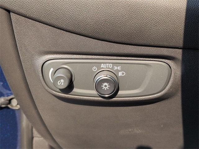 used 2022 Chevrolet Equinox car, priced at $20,195