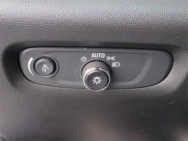 used 2023 Chevrolet Traverse car, priced at $28,695