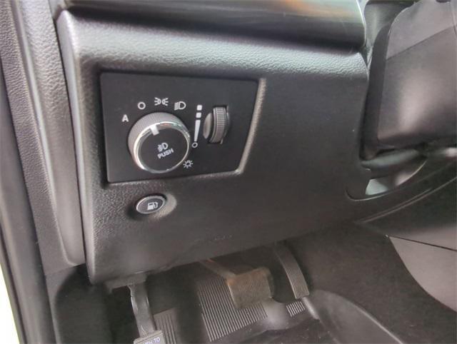 used 2021 Jeep Grand Cherokee car, priced at $21,795