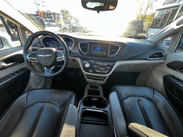 used 2018 Chrysler Pacifica car, priced at $14,996