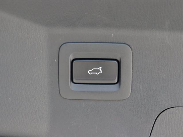 used 2022 Mazda CX-9 car, priced at $29,900