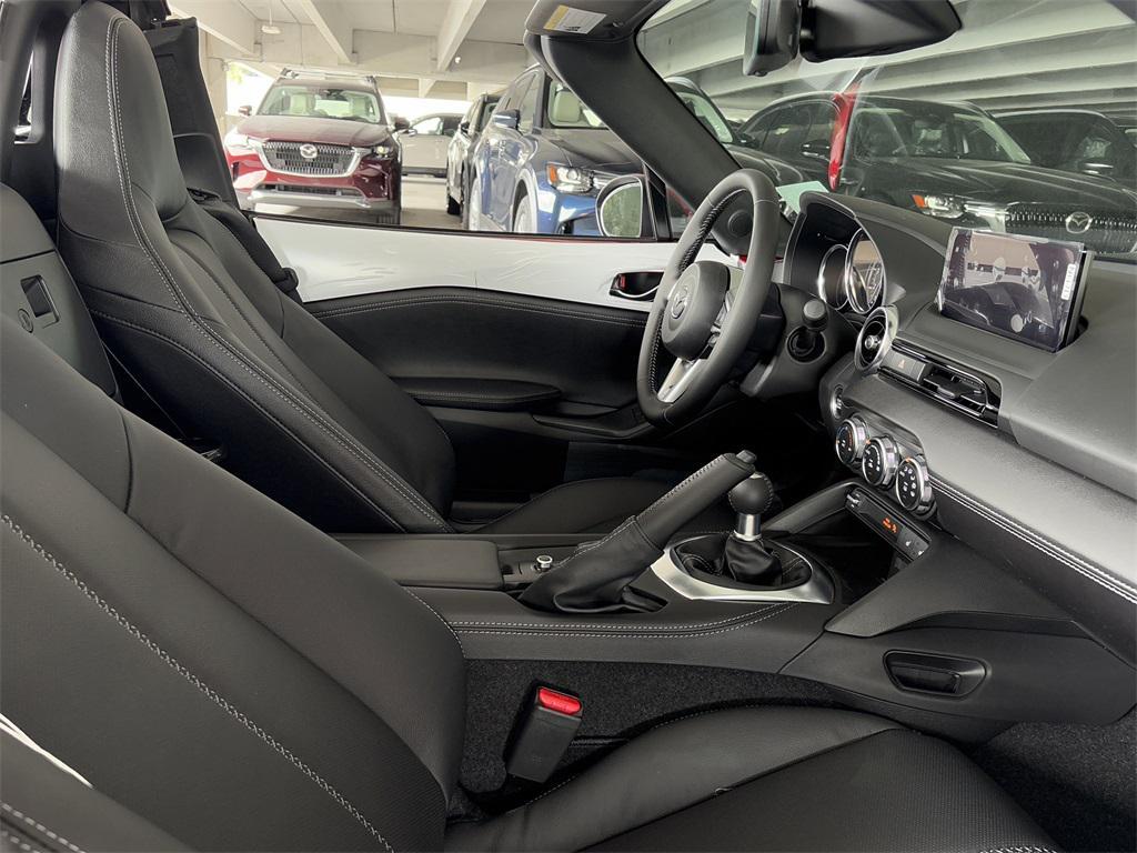 new 2025 Mazda MX-5 Miata RF car, priced at $38,731