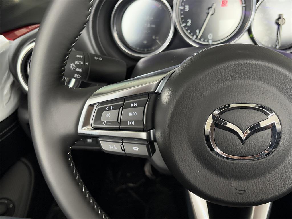 new 2025 Mazda MX-5 Miata RF car, priced at $38,731