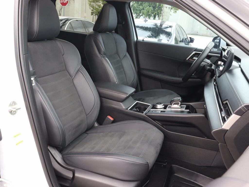 used 2024 Mitsubishi Outlander car, priced at $20,499