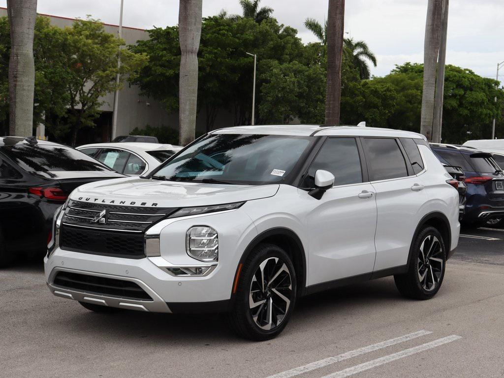 used 2024 Mitsubishi Outlander car, priced at $20,499
