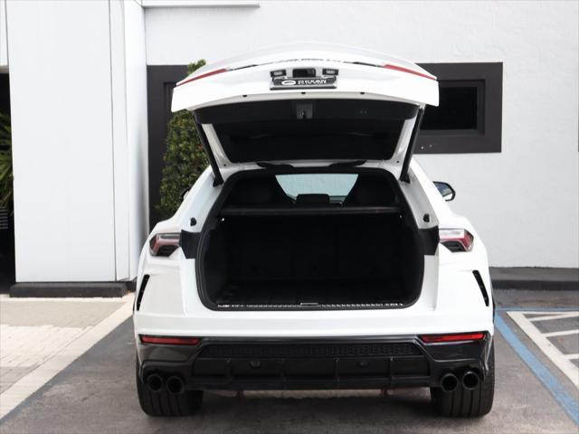 used 2022 Lamborghini Urus car, priced at $239,990