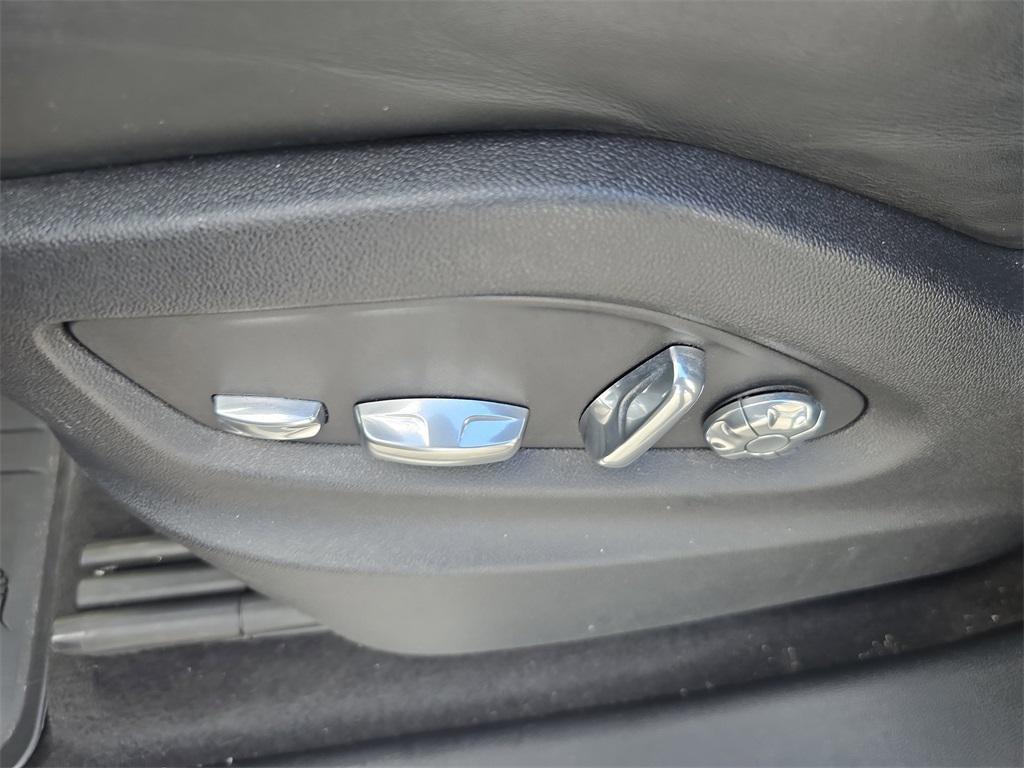 used 2021 Porsche Cayenne car, priced at $52,990