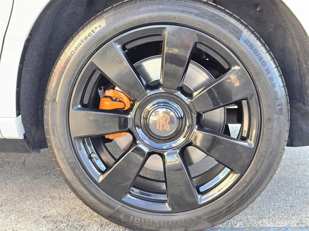 used 2022 Rolls-Royce Cullinan car, priced at $309,990