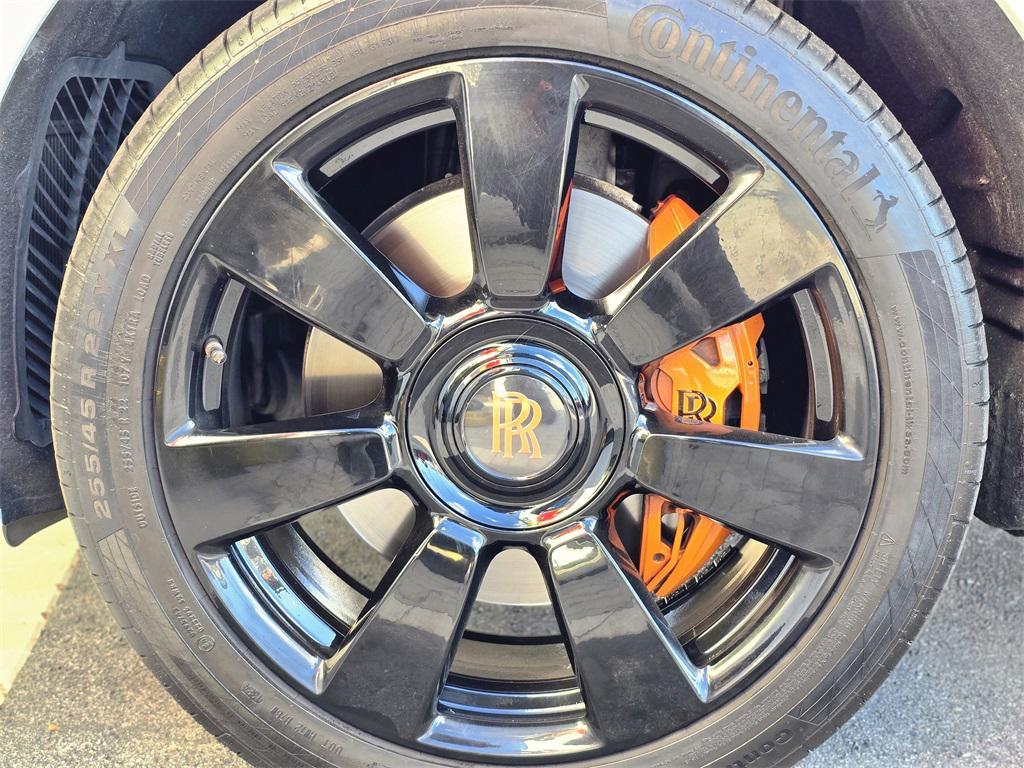 used 2022 Rolls-Royce Cullinan car, priced at $309,990