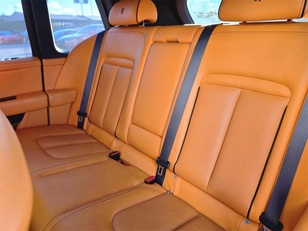 used 2022 Rolls-Royce Cullinan car, priced at $309,990