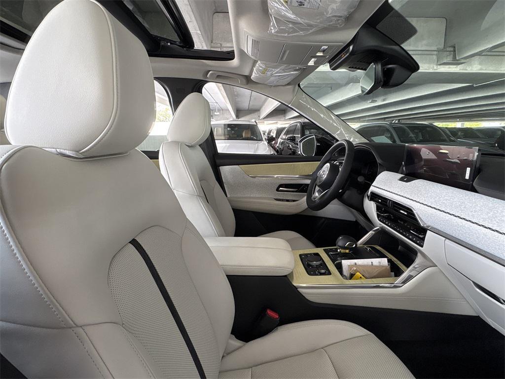 new 2025 Mazda CX-90 car, priced at $54,294