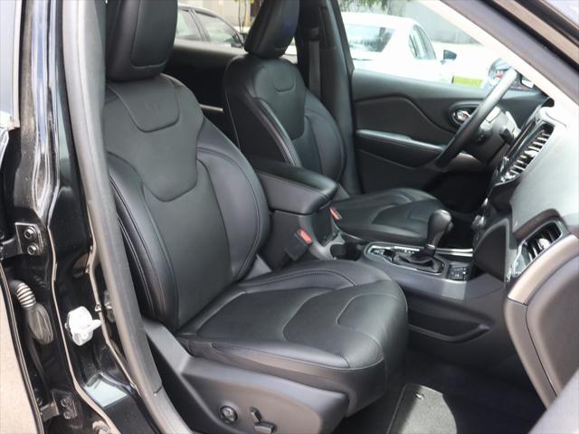 used 2019 Jeep Cherokee car, priced at $12,998