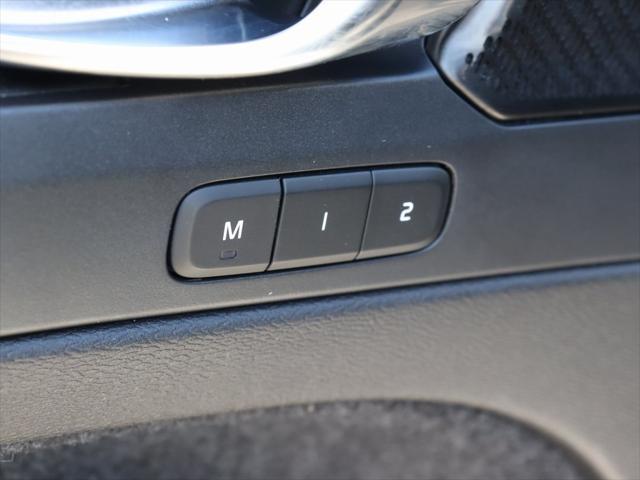 used 2022 Volvo XC40 car, priced at $27,900