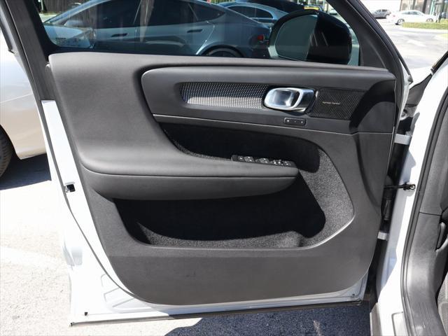used 2022 Volvo XC40 car, priced at $27,900