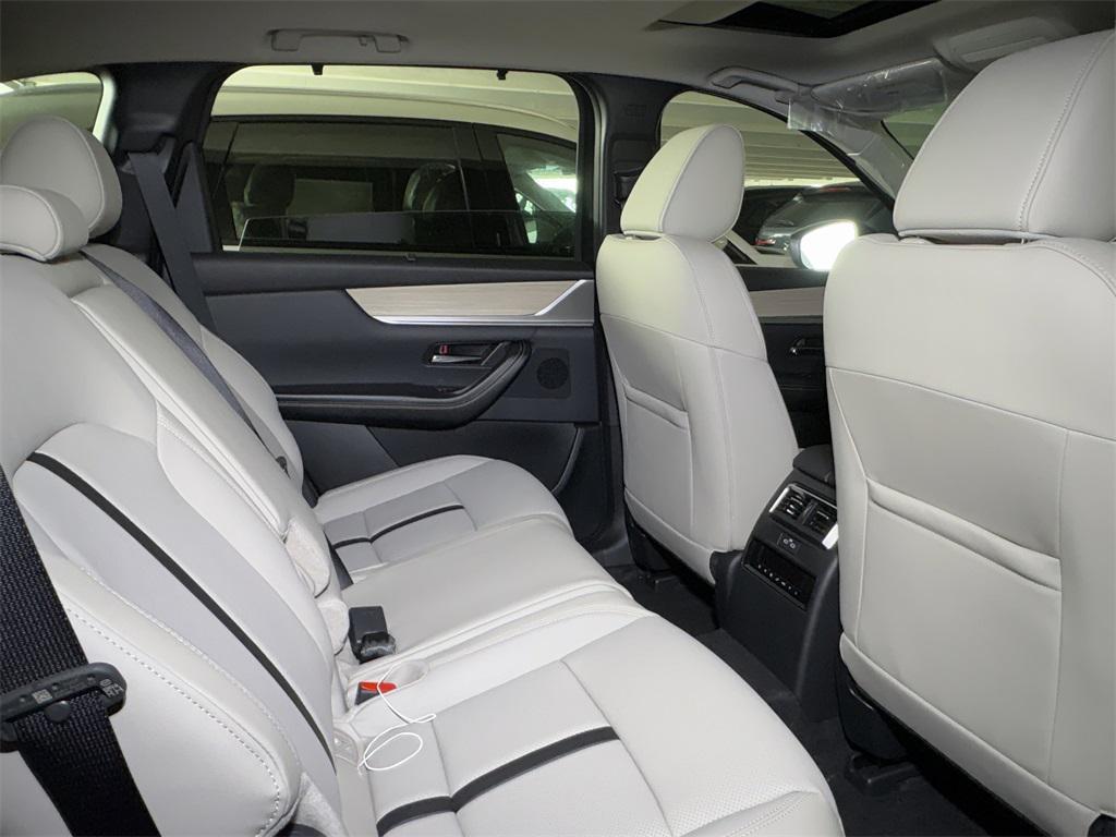 new 2025 Mazda CX-70 car, priced at $44,283