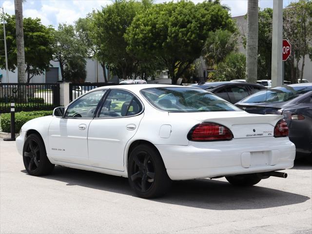 used 1997 Pontiac Grand Prix car, priced at $3,998