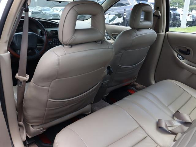 used 1997 Pontiac Grand Prix car, priced at $3,998