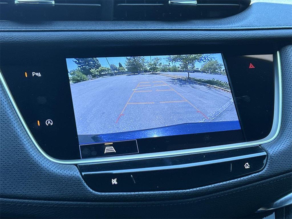 used 2022 Cadillac XT5 car, priced at $33,777