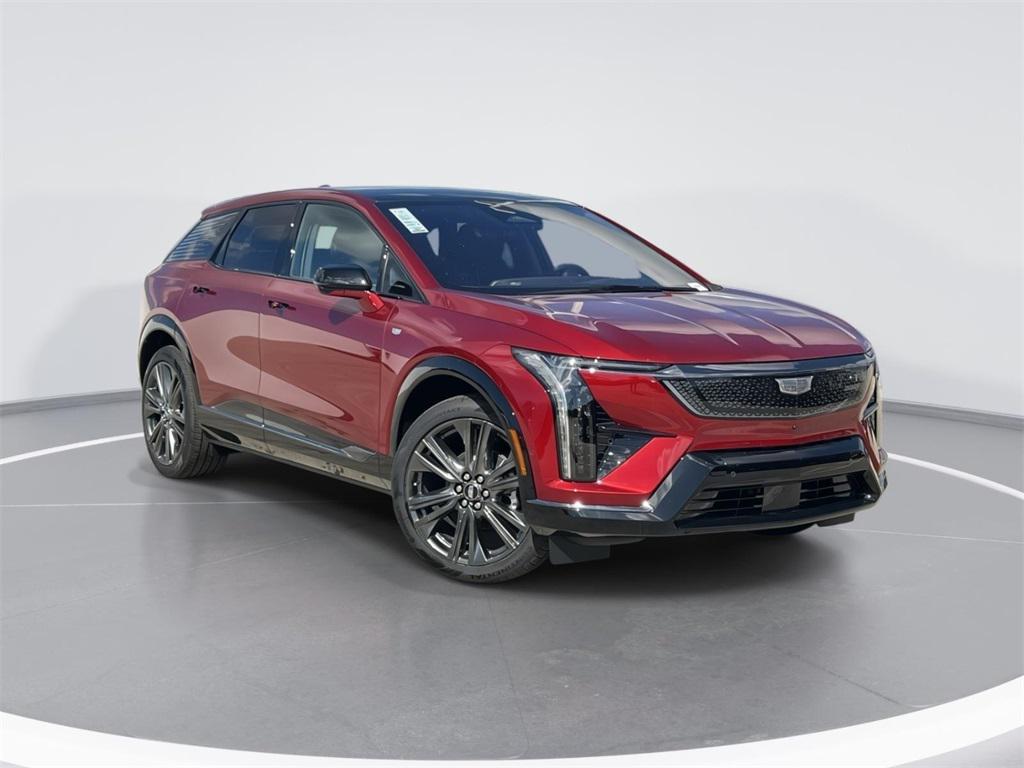 new 2025 Cadillac OPTIQ car, priced at $60,595