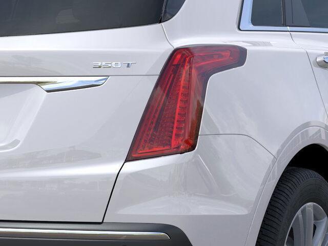 new 2025 Cadillac XT5 car, priced at $54,015