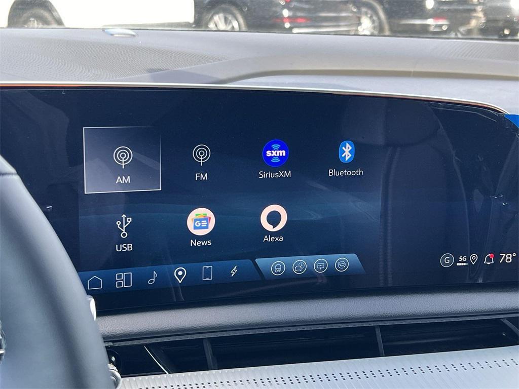 new 2025 Cadillac OPTIQ car, priced at $55,615