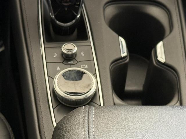 used 2024 Cadillac XT4 car, priced at $36,582