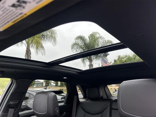 used 2022 Cadillac XT5 car, priced at $33,979