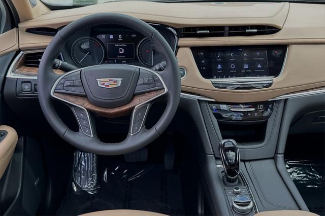 new 2024 Cadillac XT5 car, priced at $62,140