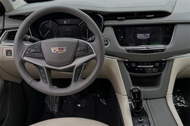 new 2024 Cadillac XT5 car, priced at $46,505
