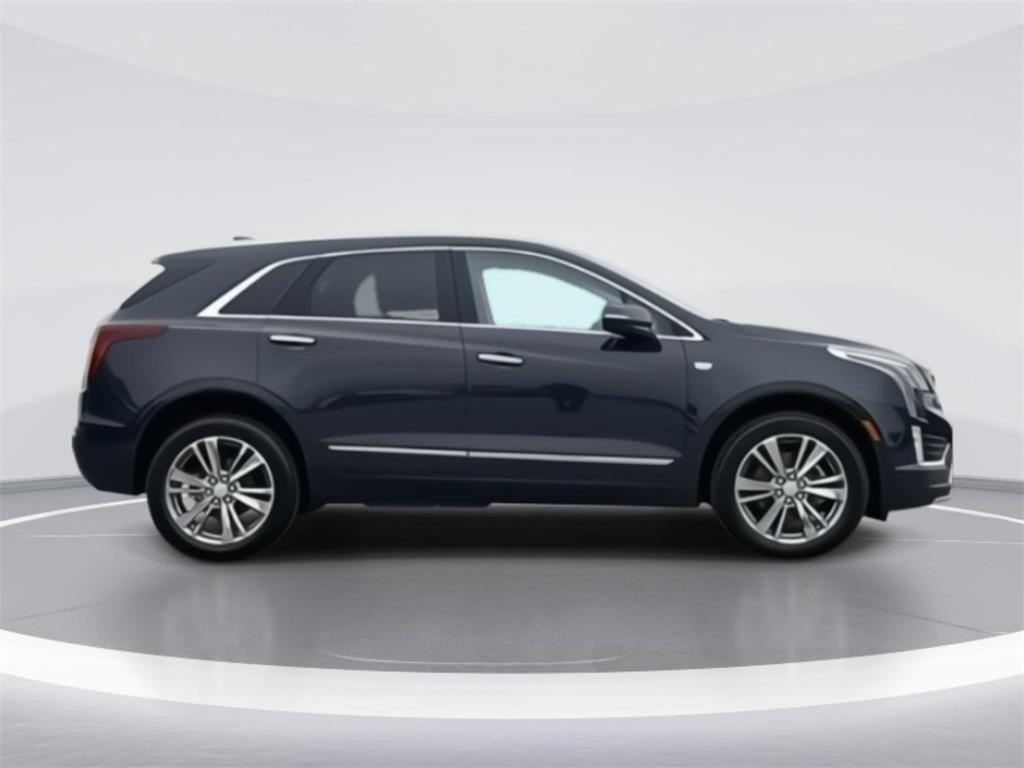 new 2024 Cadillac XT5 car, priced at $46,505