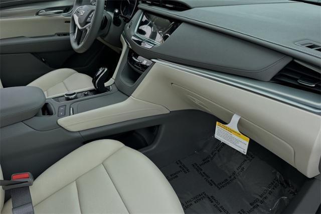 new 2024 Cadillac XT5 car, priced at $46,505