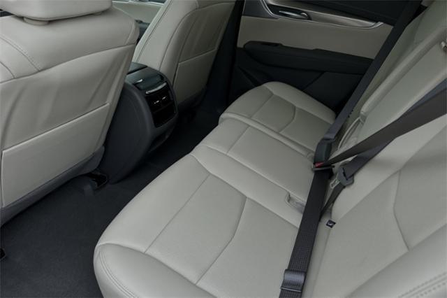 new 2024 Cadillac XT5 car, priced at $46,505