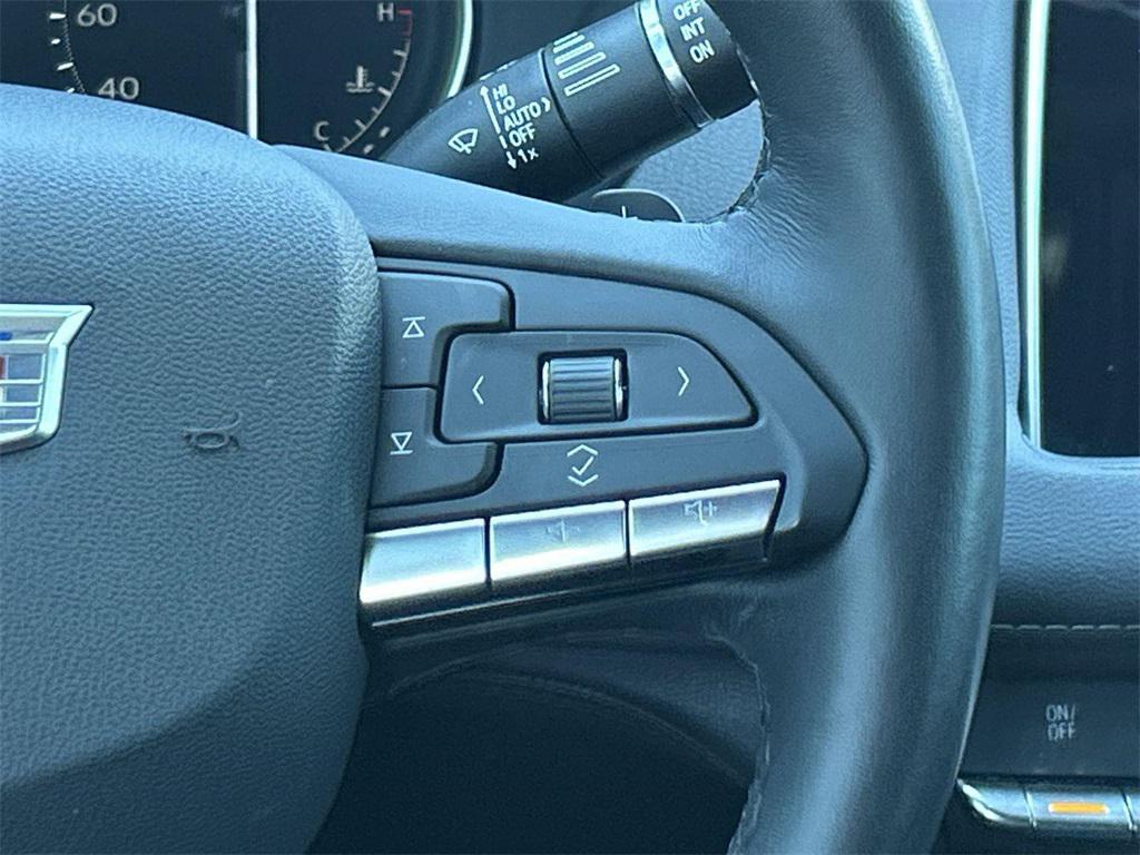 used 2023 Cadillac XT4 car, priced at $27,257