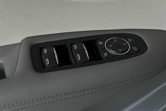 new 2024 Cadillac XT5 car, priced at $47,033