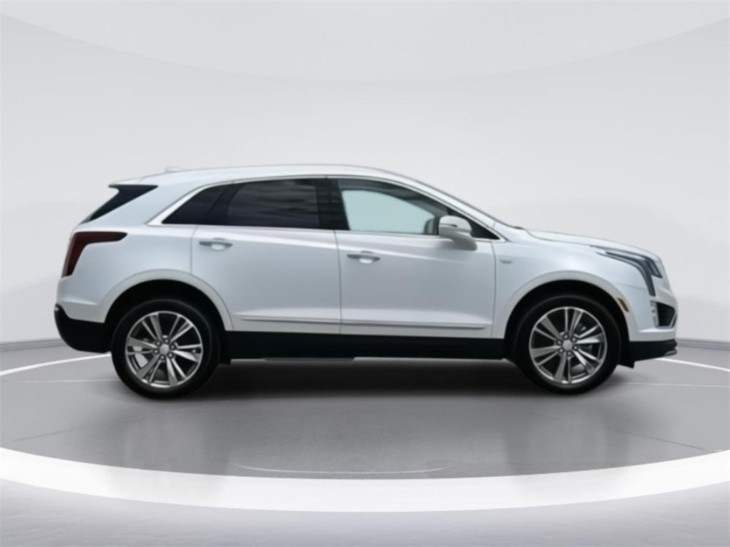 new 2024 Cadillac XT5 car, priced at $47,033