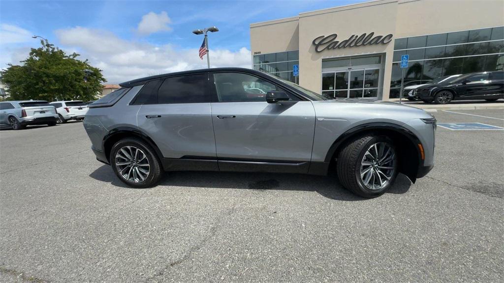 new 2025 Cadillac LYRIQ car, priced at $61,090