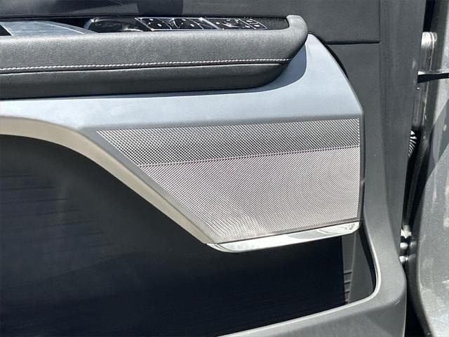 new 2026 Cadillac VISTIQ car, priced at $80,690