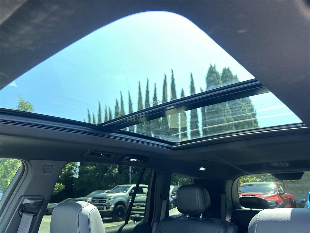 used 2023 Cadillac XT6 car, priced at $35,447