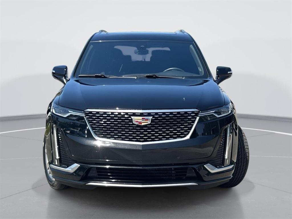 used 2023 Cadillac XT6 car, priced at $35,447