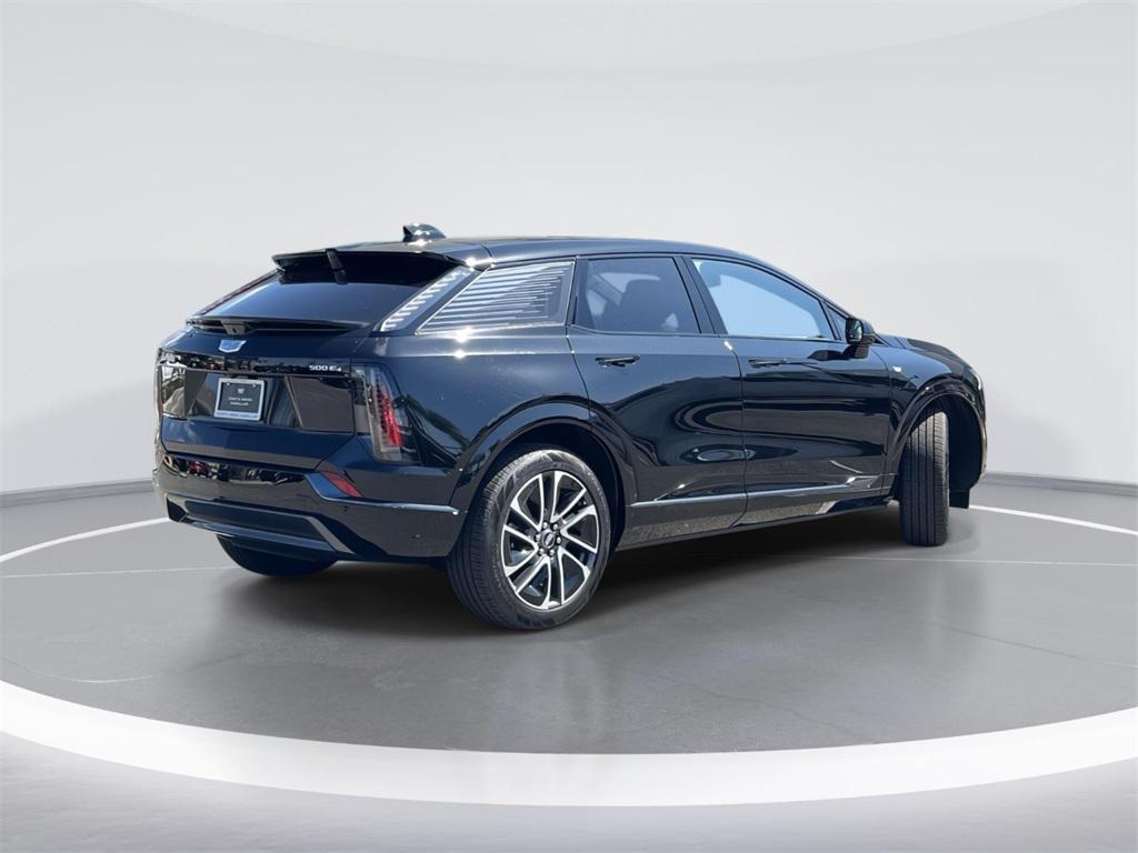 new 2025 Cadillac OPTIQ car, priced at $54,990