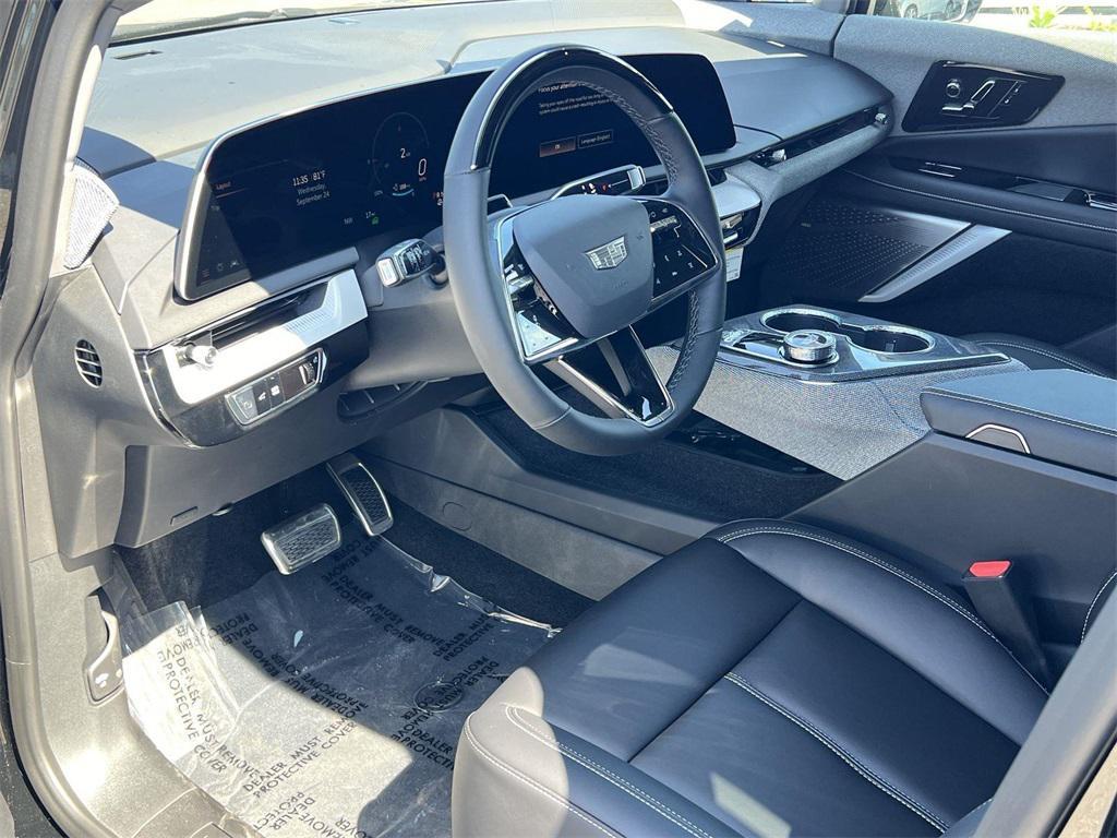 new 2025 Cadillac OPTIQ car, priced at $54,990