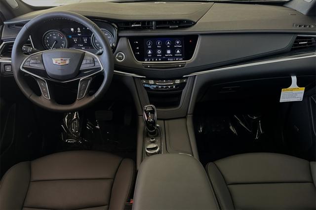 new 2024 Cadillac XT5 car, priced at $54,440