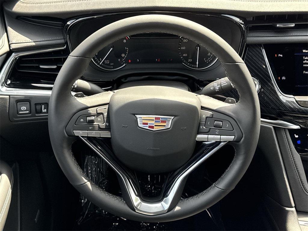 new 2025 Cadillac XT6 car, priced at $56,465