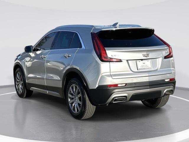 used 2022 Cadillac XT4 car, priced at $20,000