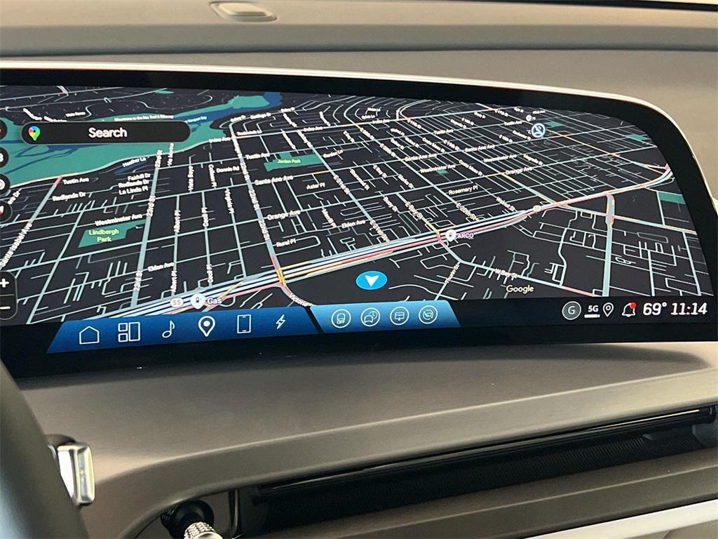 new 2026 Cadillac VISTIQ car, priced at $81,115