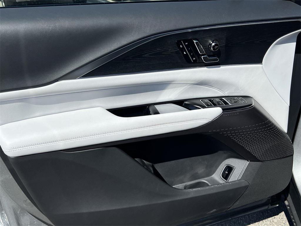 new 2025 Cadillac LYRIQ car, priced at $60,090