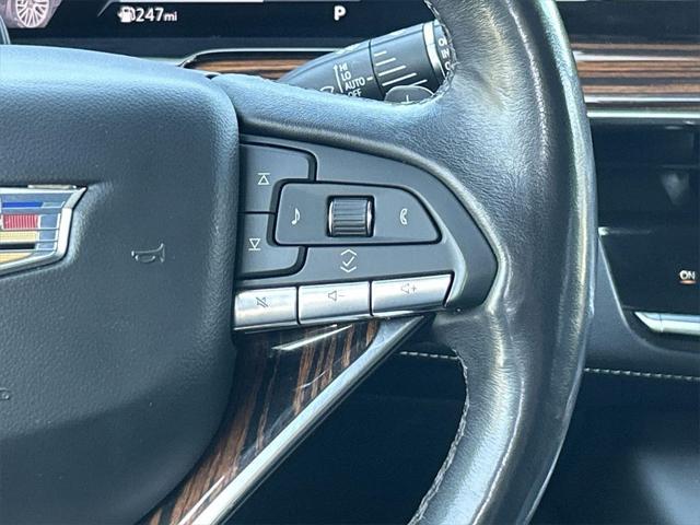 used 2022 Cadillac Escalade ESV car, priced at $59,495