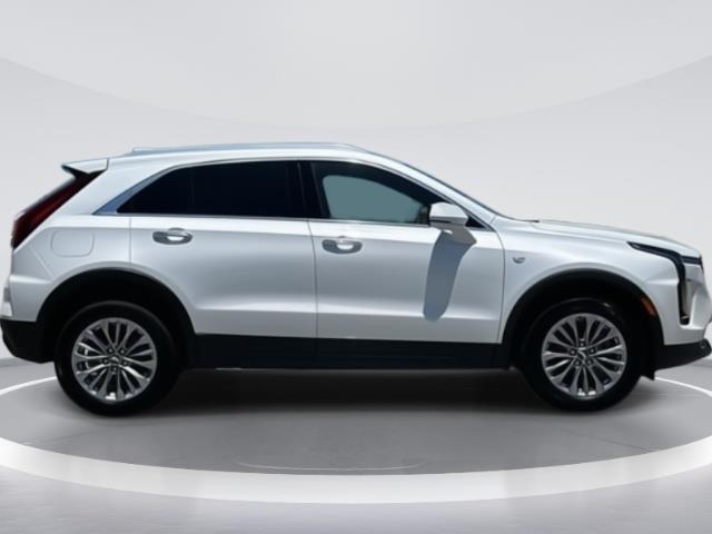 new 2024 Cadillac XT4 car, priced at $50,865