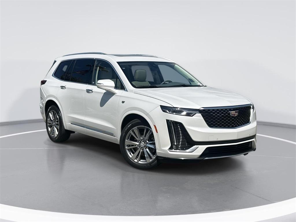 used 2023 Cadillac XT6 car, priced at $37,987